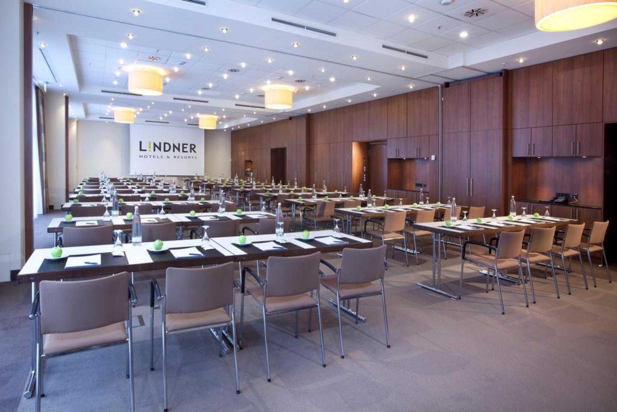 Lindner Hotel Hamburg Am Michel, Part Of Jdv By Hyatt Bagian luar foto